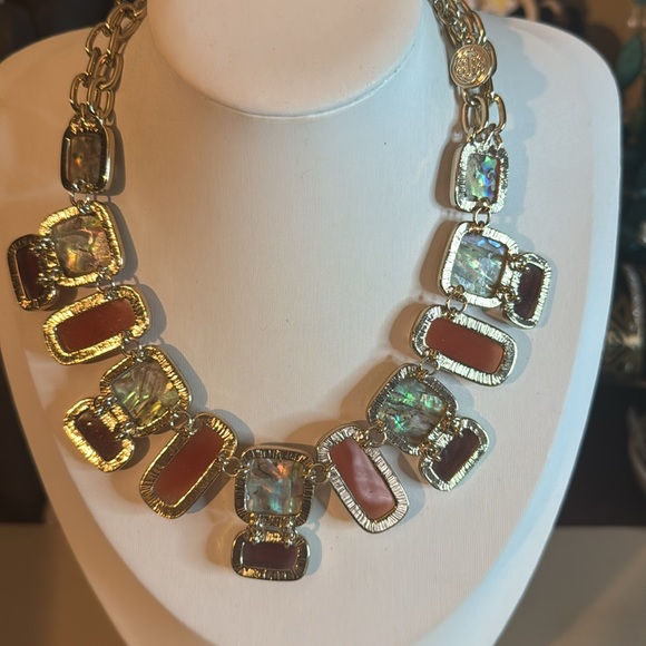 Dana Buchman statement necklace - Picture 2 of 4